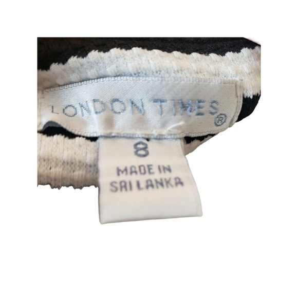 𝅺London Times Striped Dress - Picture 7 of 7